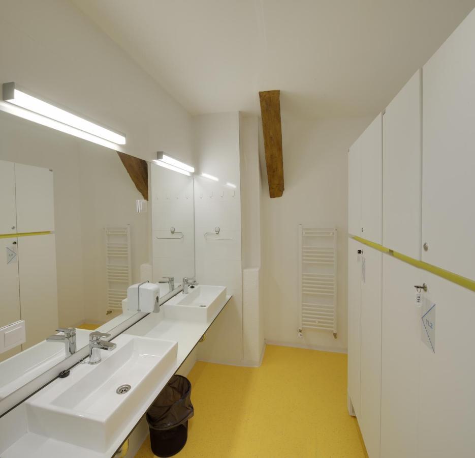 Hi Hostel Stara Pekara 奥西耶克 外观 照片